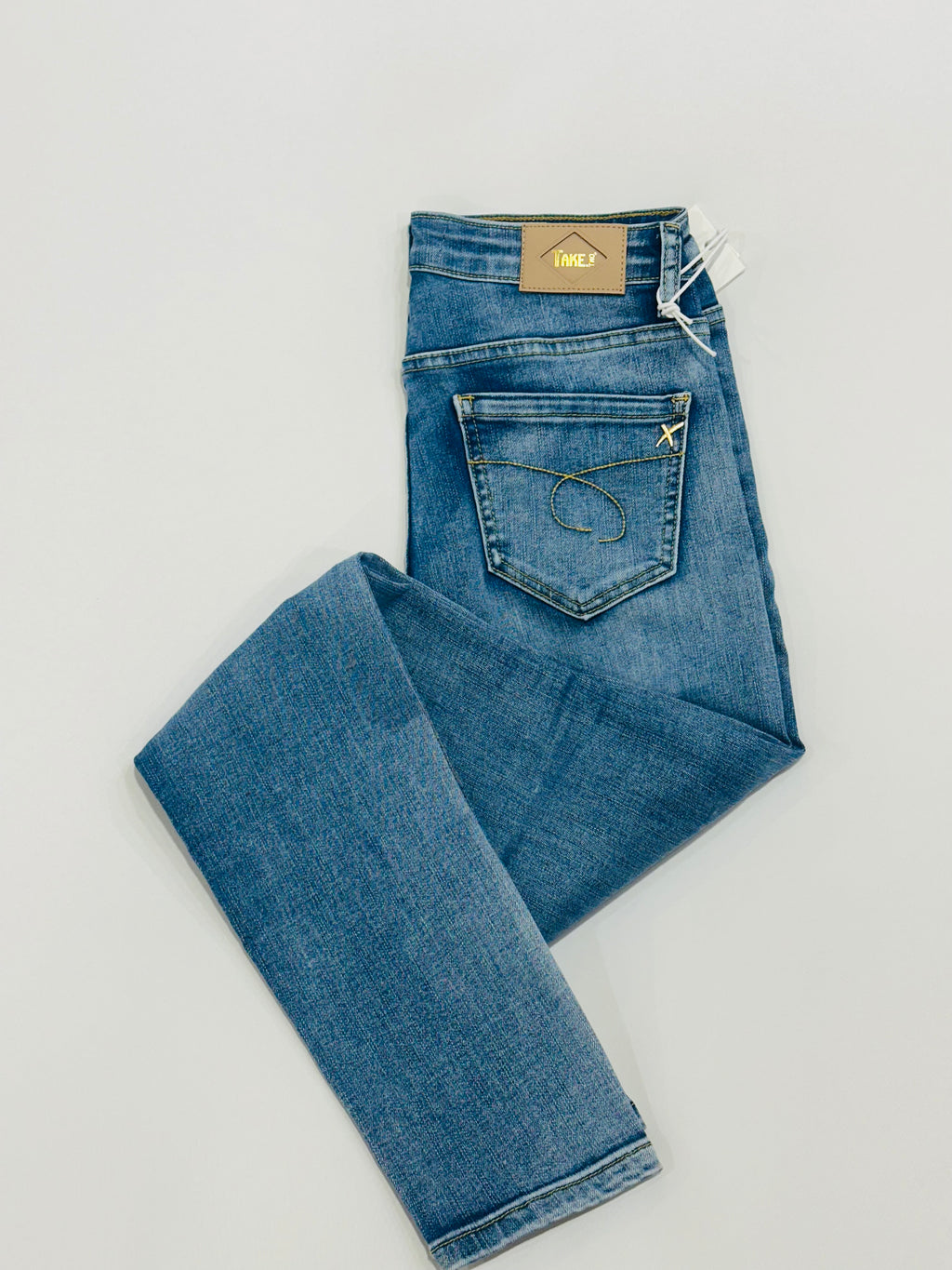 𝐒𝐨𝐟𝐢𝐚 - 𝐃𝐞𝐧𝐢𝐦 𝐒𝐥𝐢𝐦