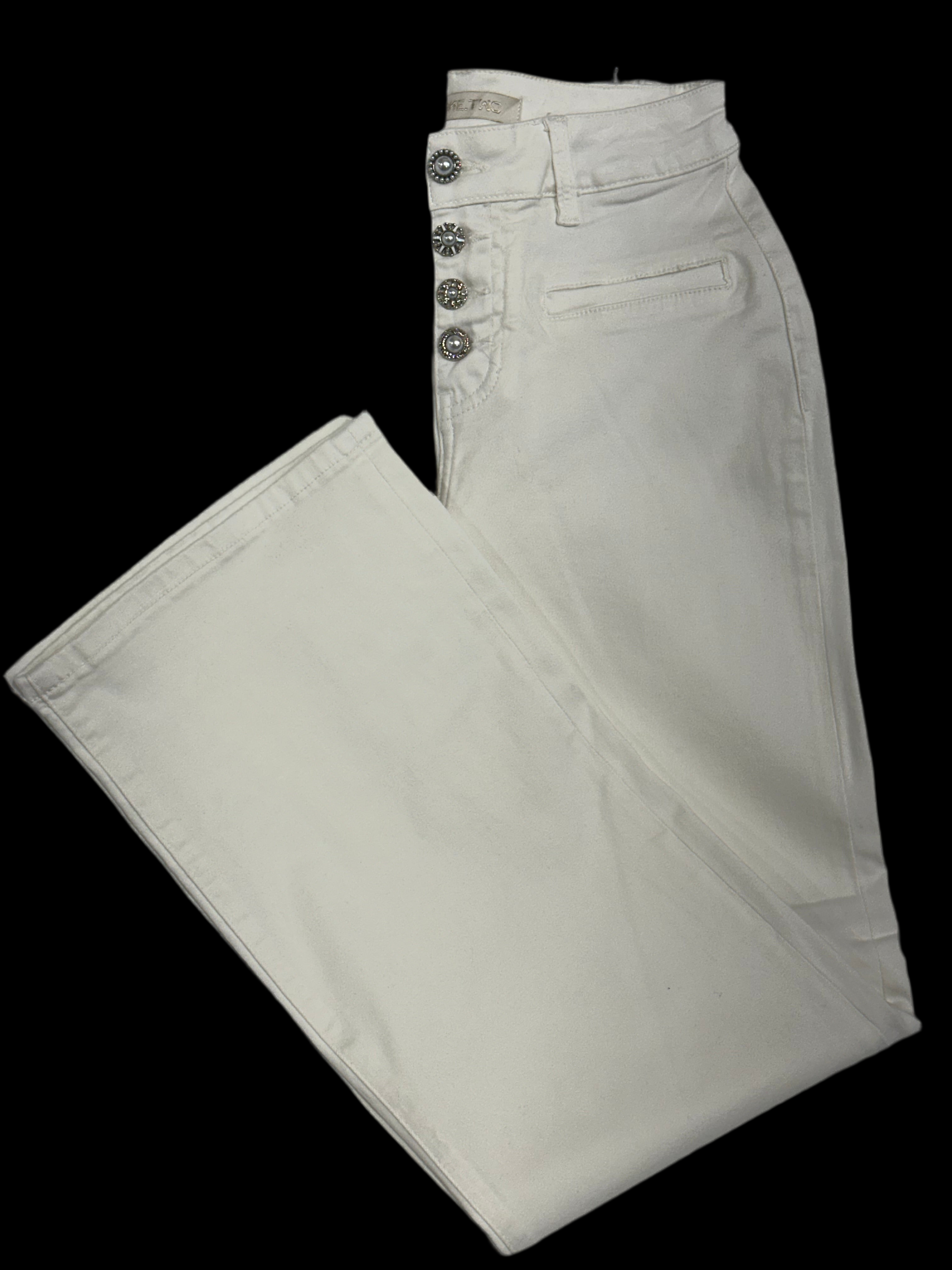 𝐌𝐚𝐫𝐭𝐲 - 𝐅𝐥𝐚𝐫𝐞