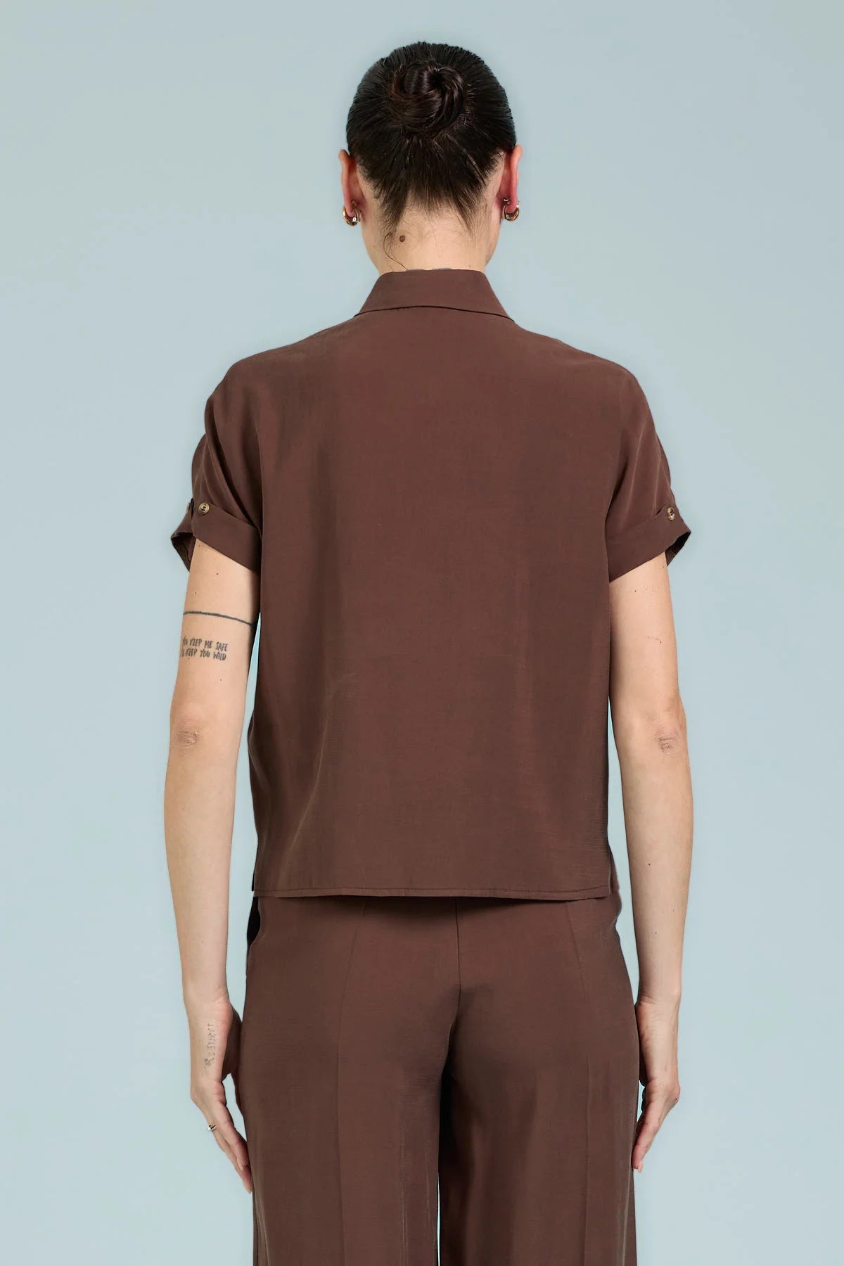 Camicia con Bottoni Manica in Cupro – Take Two